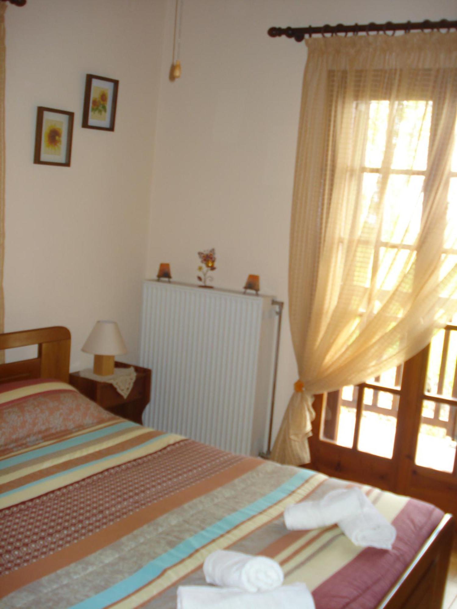 Alkmini Hotel Agios Dimitrios  Bagian luar foto