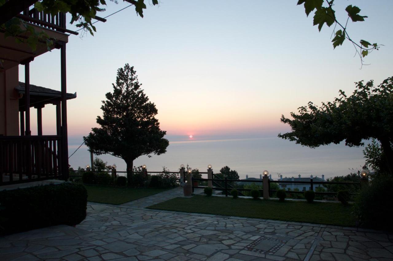 Alkmini Hotel Agios Dimitrios  Bagian luar foto